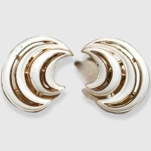 Vintage Mid Century TRIFARI White Enamel Clip Earrings